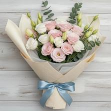 Букет цветов из:  Лизиантусы в Калангуй