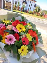Букет цветов из:  Герберы #REPLACE_PRED# Калангуй