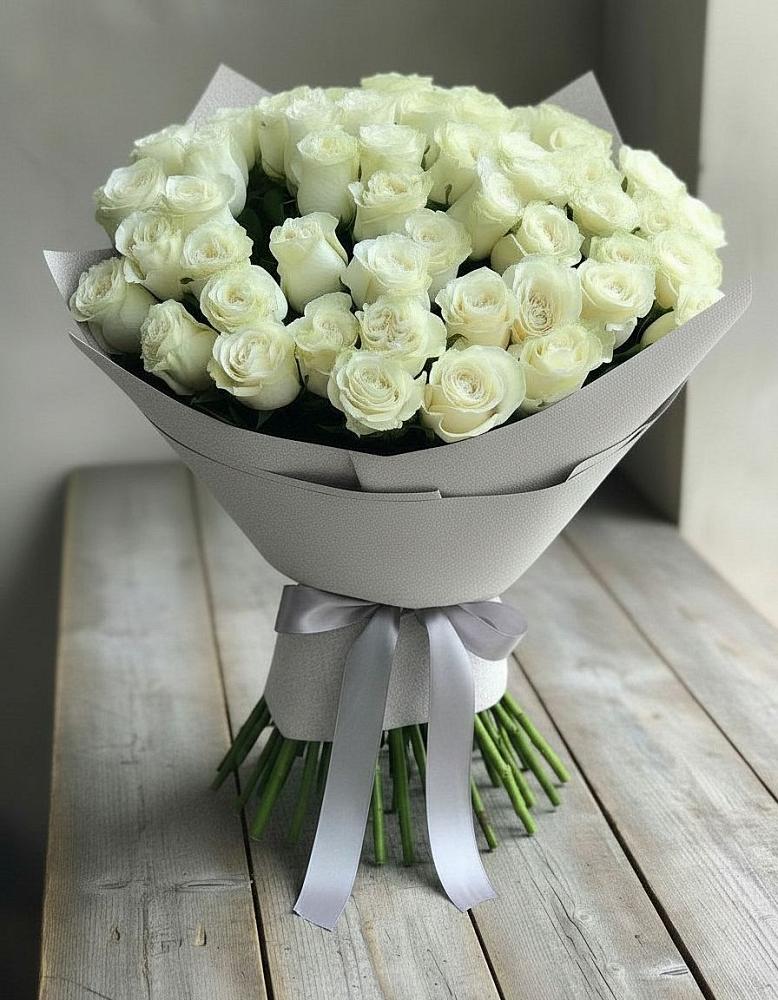 Букет 35 Белых роз в Калангуй
