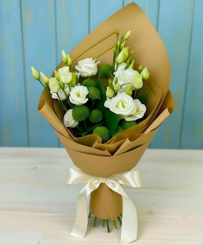 Букет цветов из: Хризантемы и Лизиантусы в Калангуй