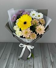Букет цветов из:  Розы, Герберы и Хризантемы в Калангуй