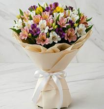 Букет цветов из:  Альстромерии в Калангуй
