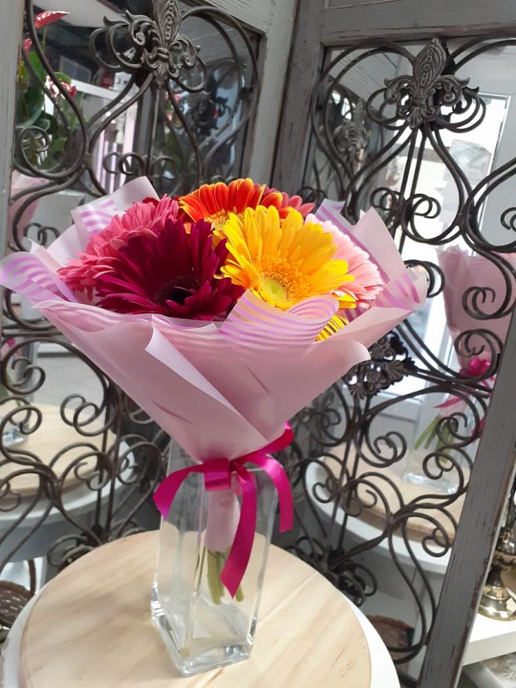 Букет цветов из: Герберы в Калангуй