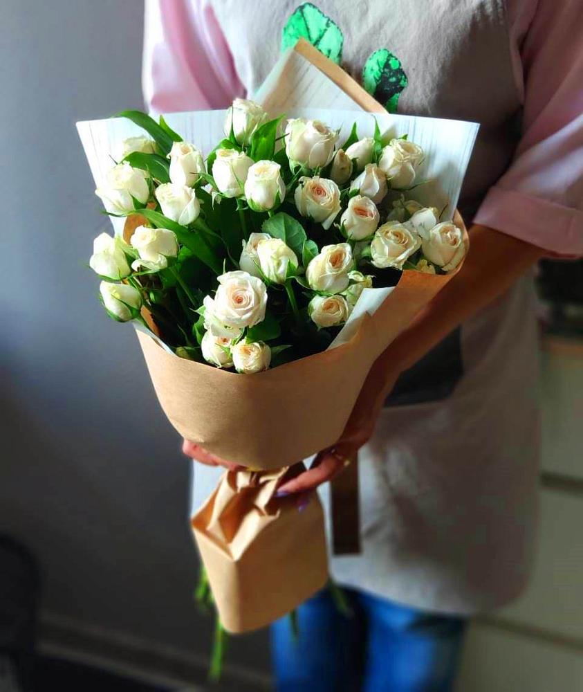 Букет цветов из: Розы в Калангуй