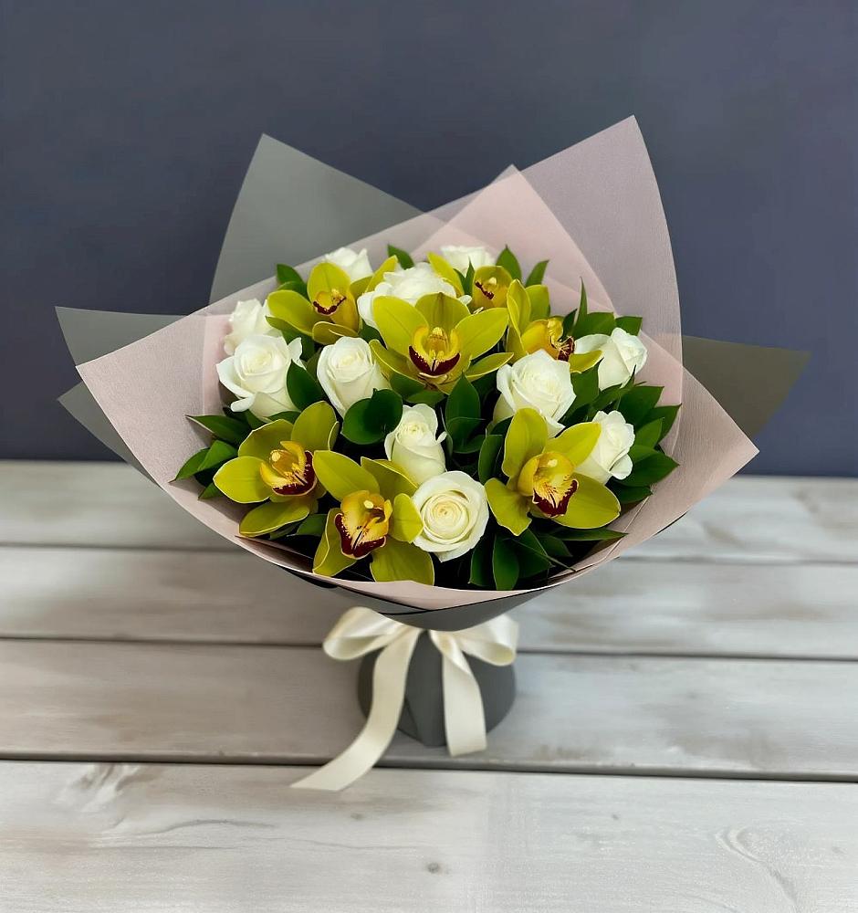 Букет цветов из: Орхидеи и Розы в Калангуй