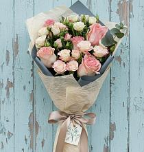 Букет цветов из:  Розы #REPLACE_PRED# Калангуй