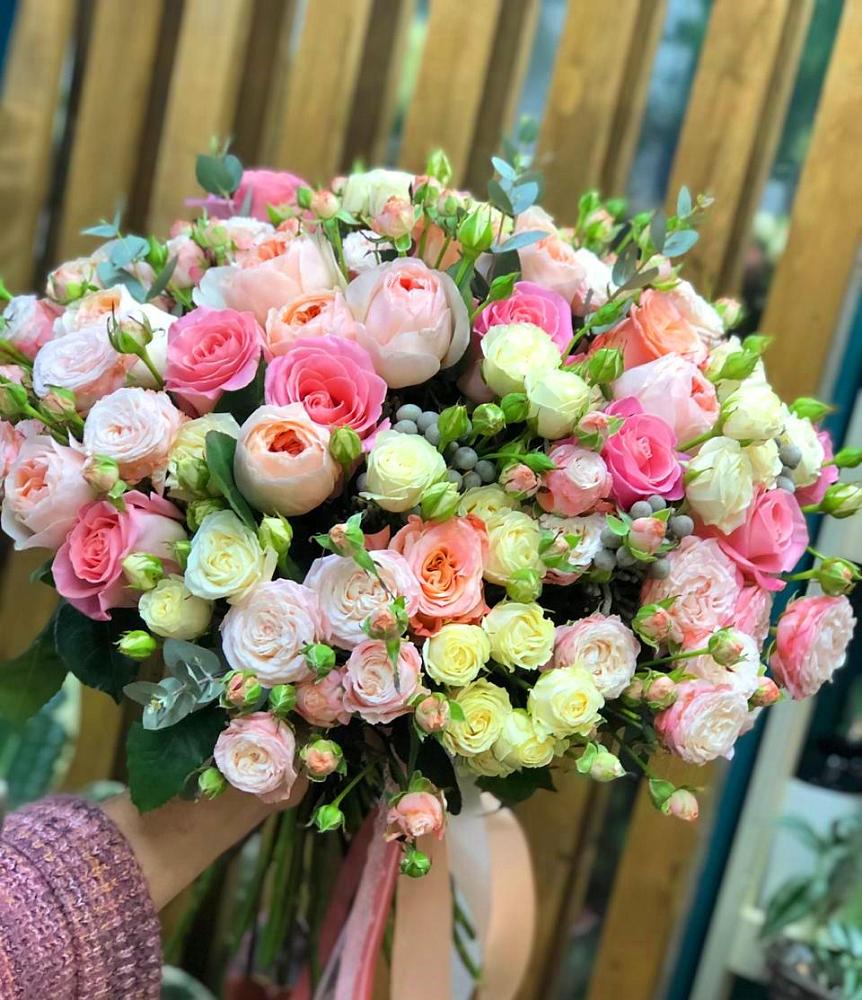 Букет цветов из: Розы в Калангуй