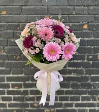 Букет цветов из:  Герберы и Хризантемы в Калангуй