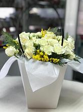 Цветочная композиция из Розы  в Калангуй