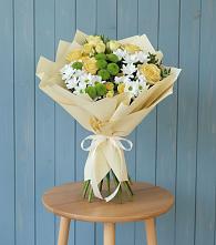 Букет цветов из:  Хризантемы и Розы в Калангуй