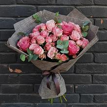 Букет цветов из:  Розы #REPLACE_PRED# Калангуй