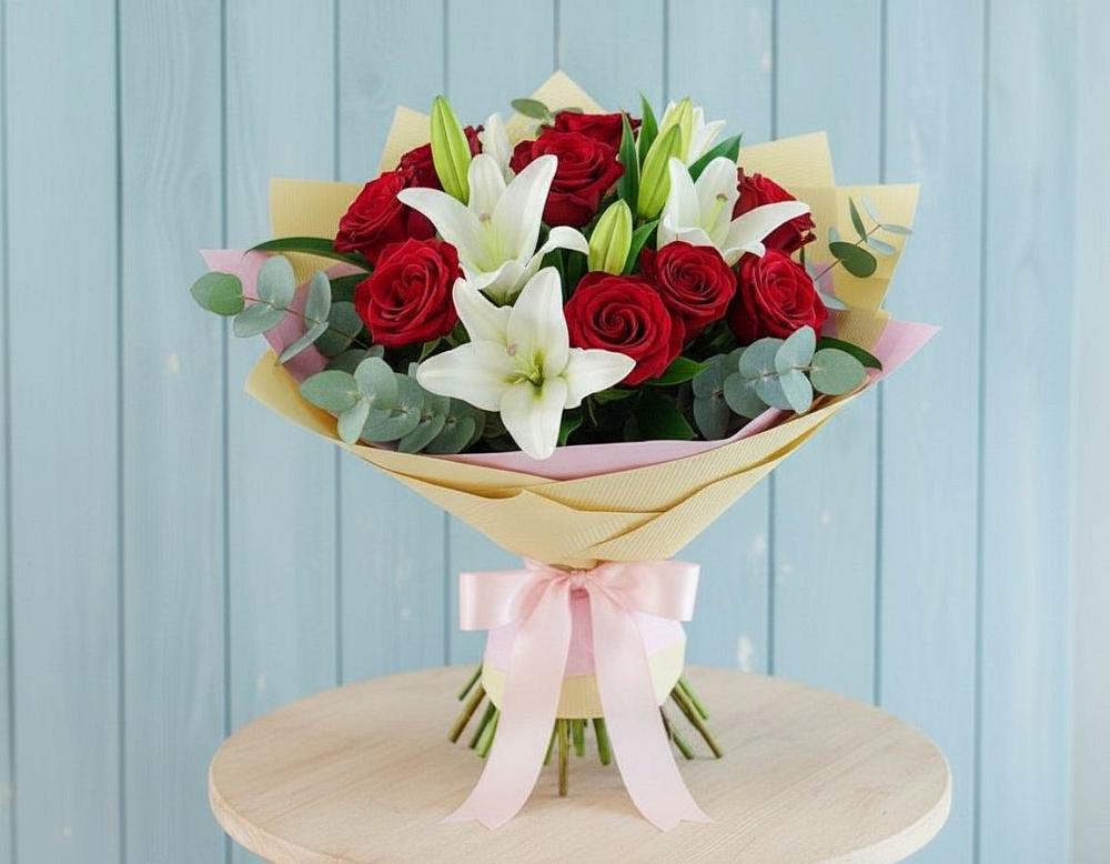 Букет цветов из: Лилии и Розы в Калангуй